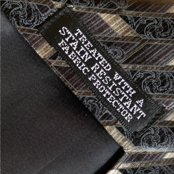 NEW Geoffrey Beene 100% Silk Tie Gray Multicolored Geometric Print - Picture 3 of 7